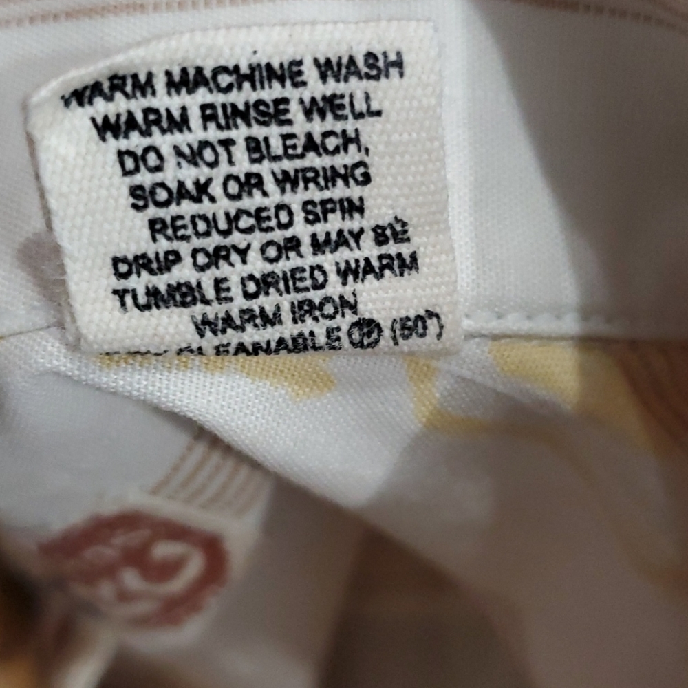 Hawaiian shirt - Picture 10 of 10